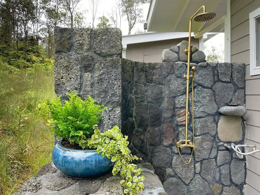 Holiday home Serene Modern Escape With Fireplace And Outdoor Shower Volcano